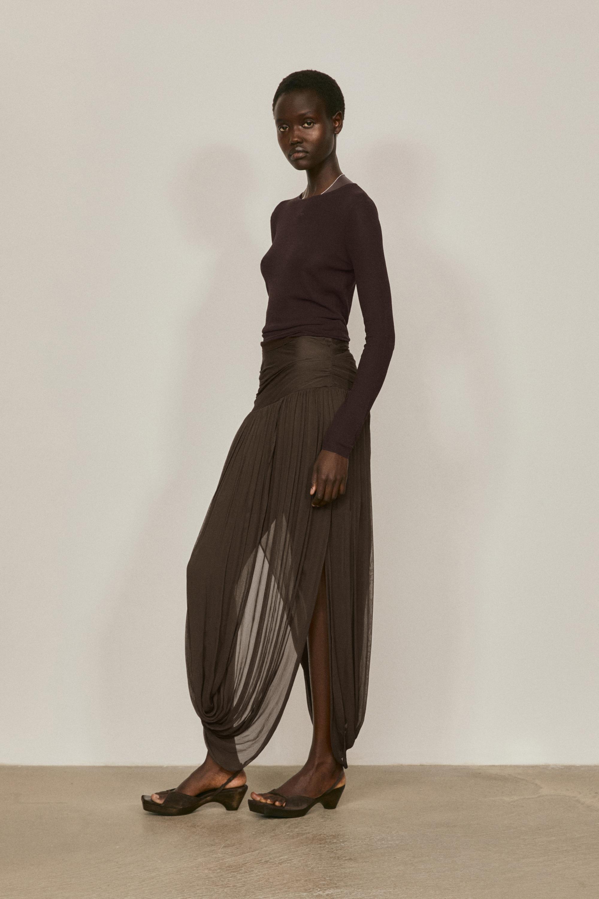 Midi skirt with puff detail - LIMITED EDITION